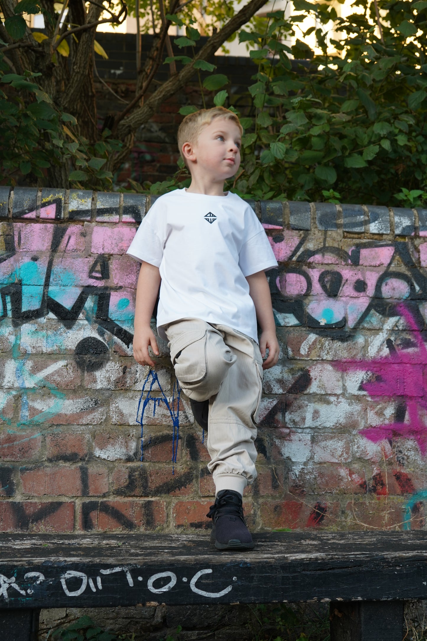 Kids oversized 'EDITION ONE' tee (Contrast)