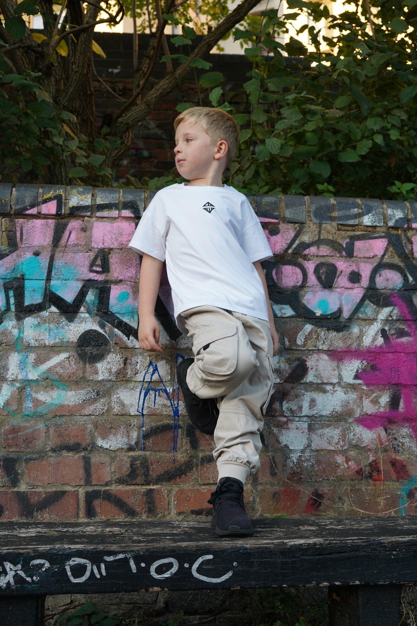 Kids oversized 'EDITION ONE' tee (Contrast)