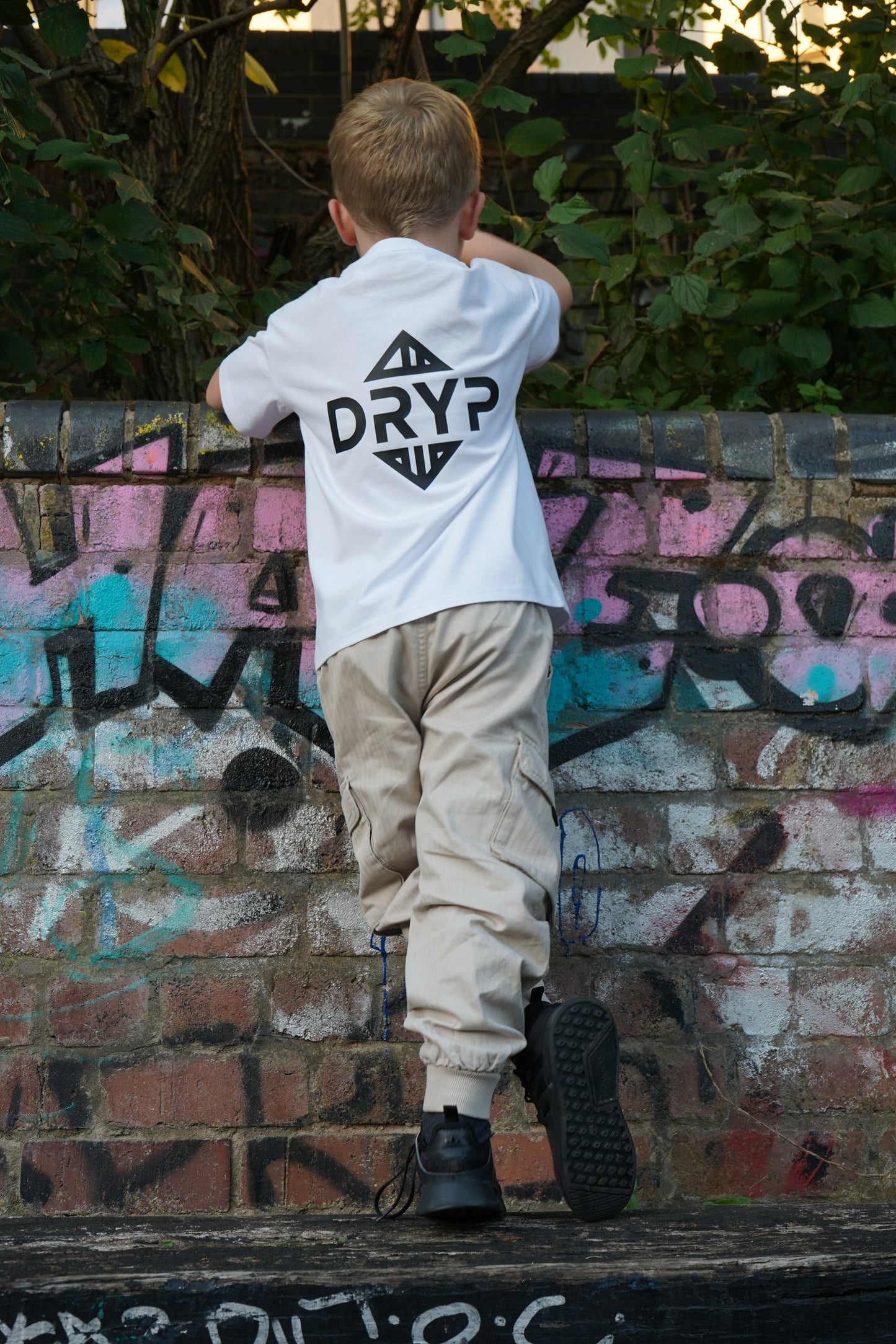 Kids oversized 'EDITION ONE' tee (Contrast)