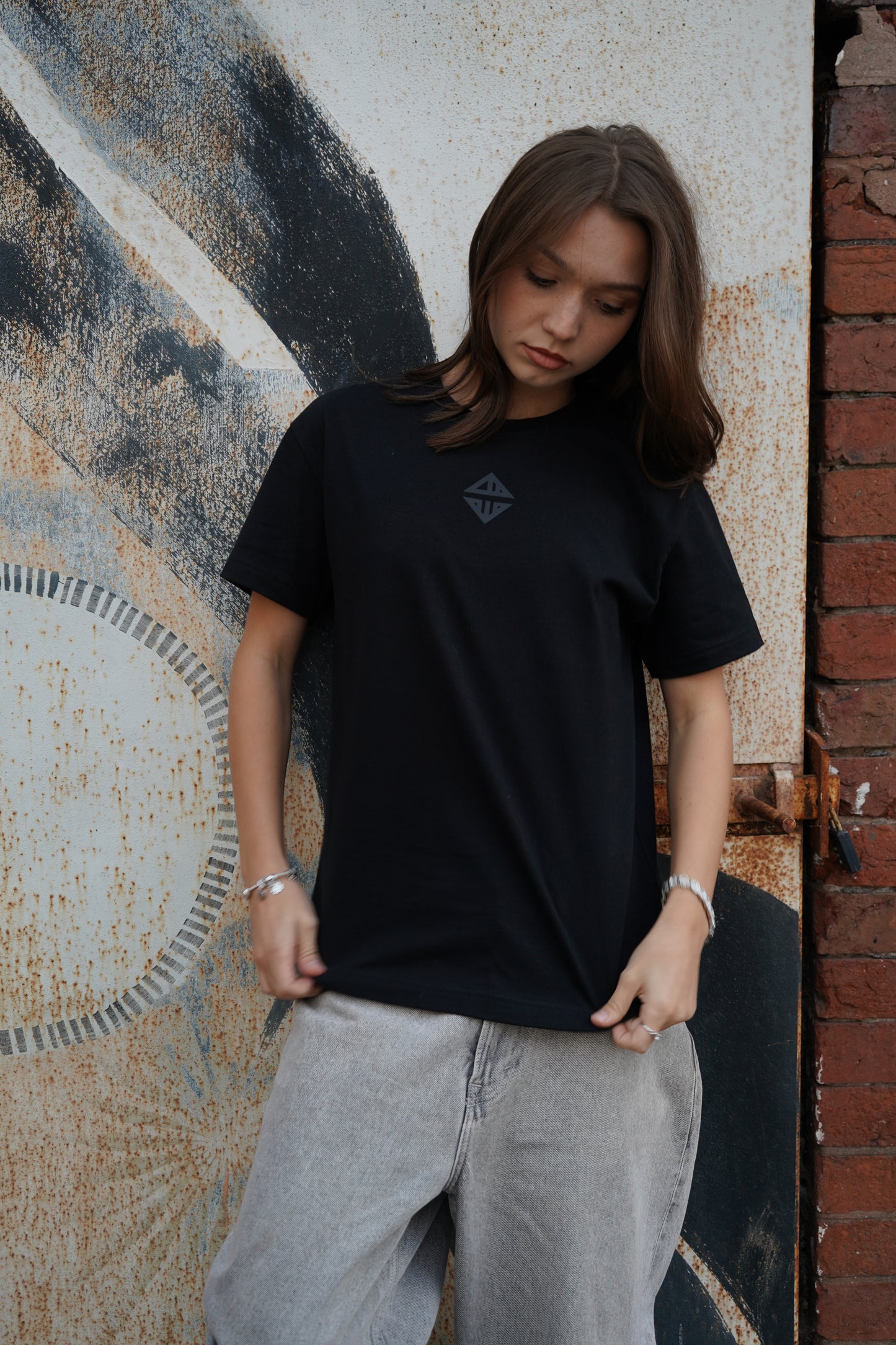 'EDITION ONE' Relaxed fit heavyweight tee (Monotone design)